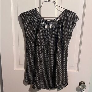 LC Lauren Conrad Black and White Patterned Blouse